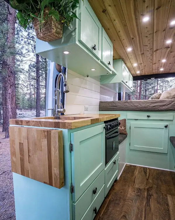 0482 Awesome 2018 Promaster 3500 van conversion stealth four seasons smallhometours.com 6