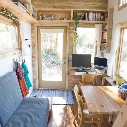 0484 Brilliant DIY 20x8 tiny house with home office space for 30.000 smallhometours.com 7