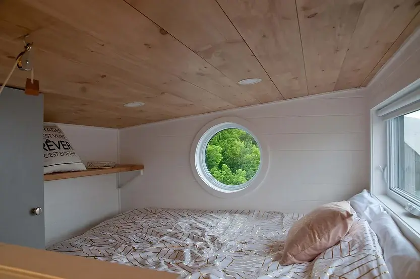 0487 260 ft tiny house with two beautiful bedrooms smallhometours.com 6