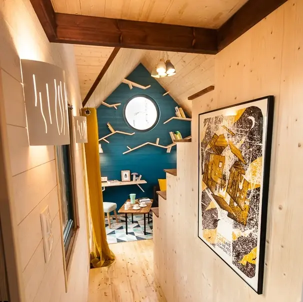 0491 Cozy tiny house with a unique style smallhometours.com 6