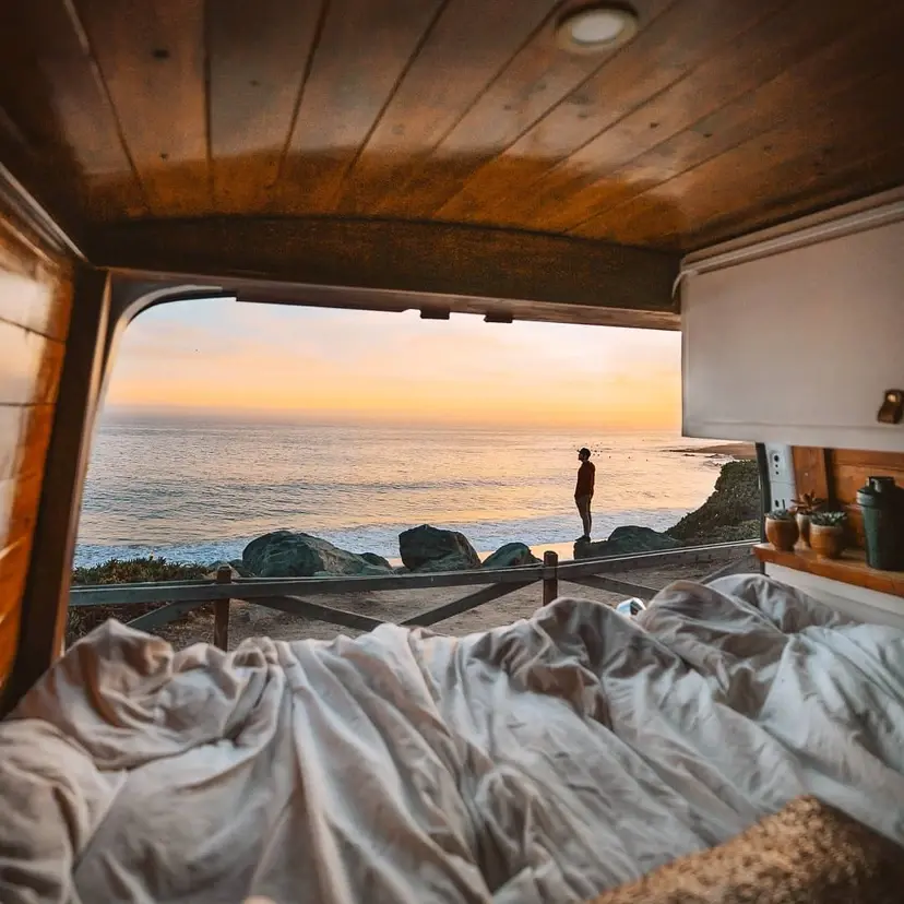 0500 Amazing DIY self built 2017 Ford transit van conversion smallhometours.com 5