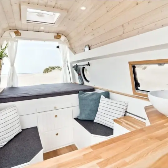 0502 Stunning VW T5 van conversion smallhometours.com 3