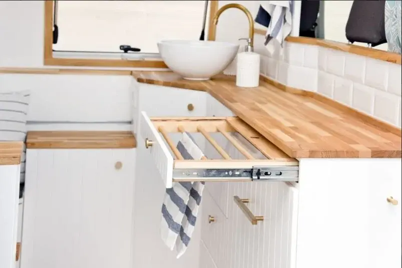 0502 Stunning VW T5 van conversion smallhometours.com 4