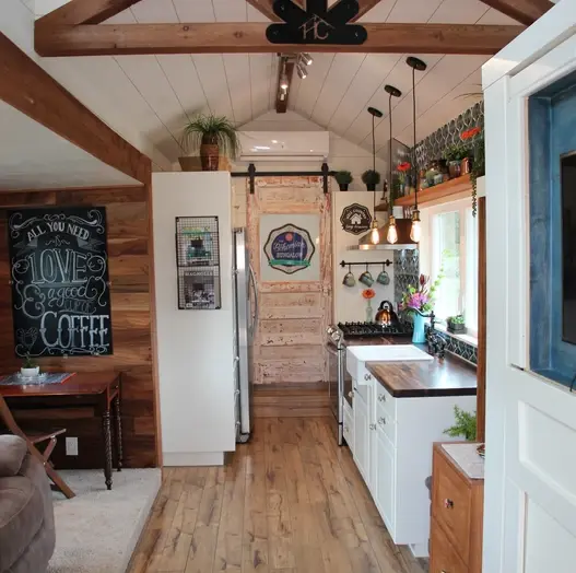 0508 This beautiful tiny house is an absolute treat to stay in smallhometours.com 11