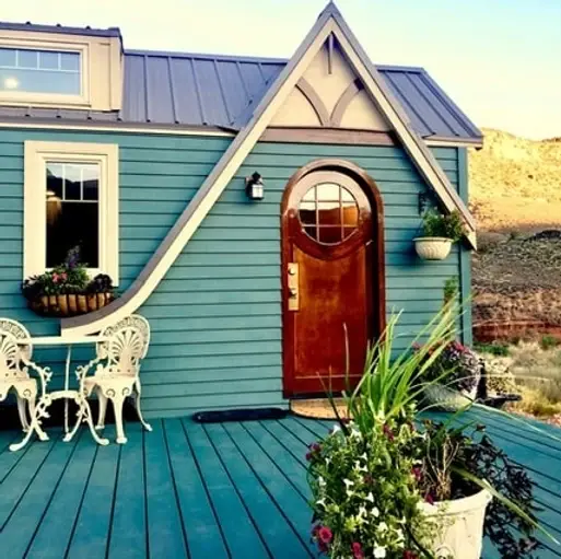 0515 Spectacular 230 sq ft fairy tale tiny house smallhometours.com 4