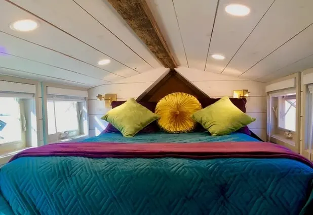 0515 Spectacular 230 sq ft fairy tale tiny house smallhometours.com 9