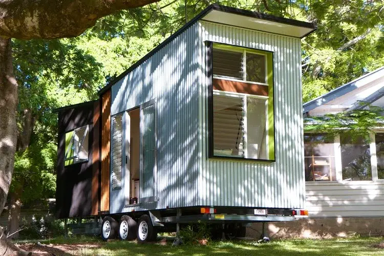 0516 Beautiful tiny house on wheels that offers affordability and flexibility smallhometours.com 5
