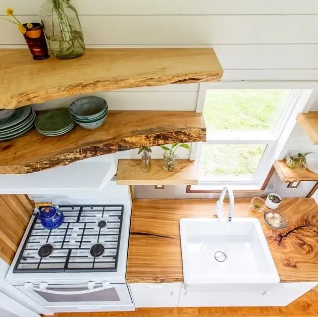 0519 Gorgeous natural modern 30ft tiny house smallhometours.com 8