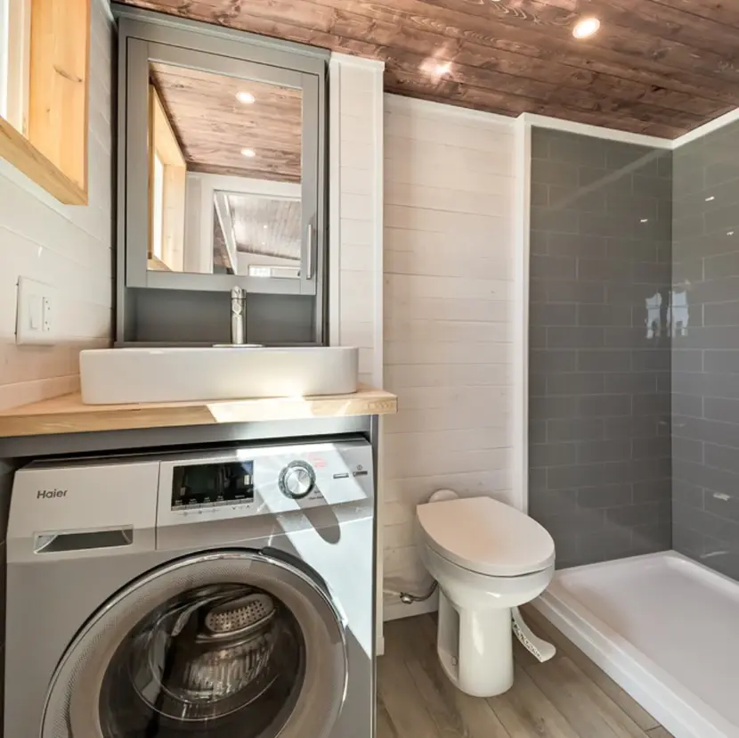 0521 Spectacular expanding tiny house that goes from 8 ft wide to 16 ft wide at the push of a button smallhometours.com 9