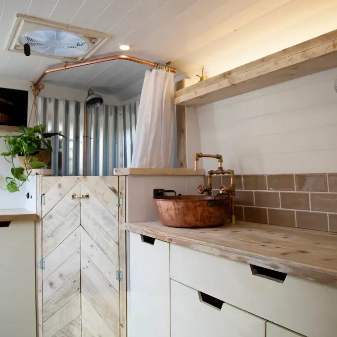 0523 Stunning 2016 Mercedes sprinter hand made conversion smallhometours.com 3