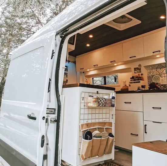 0525 Most beautiful self converted Ford transit van smallhometours.com 5