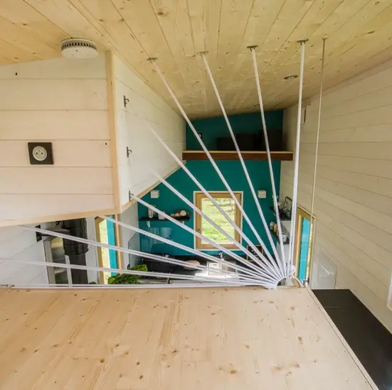 0528 Beautiful tiny house with many windows that make it a bright and pleasant space to live smallhometours.com 3