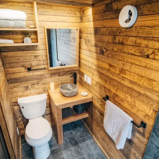 0531 Gorgeous charming 32 ft tiny house on a gooseneck trailer smallhometours.com 8
