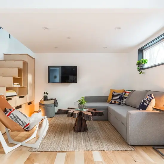 0535 The most gorgeous and very functional tiny house youll ever see smallhometours.com 1