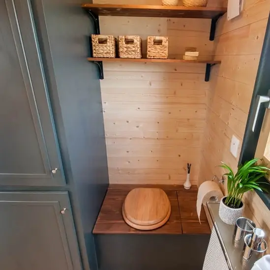 0539 Gorgeous tiny house with a lovely officeliving room smallhometours.com 10