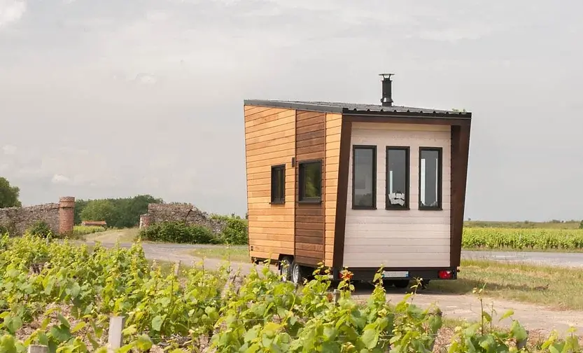 0539 Gorgeous tiny house with a lovely officeliving room smallhometours.com 4