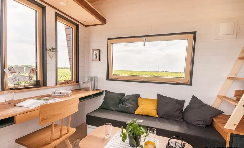 0539 Gorgeous tiny house with a lovely officeliving room smallhometours.com 5