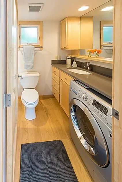 0541 The perfect 21 tiny house to escape the stresses that invade all of our lives smallhometours.com 5