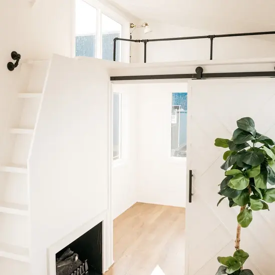 0551 Amazing design inside and out 31 ft tiny house smallhometours.com 3