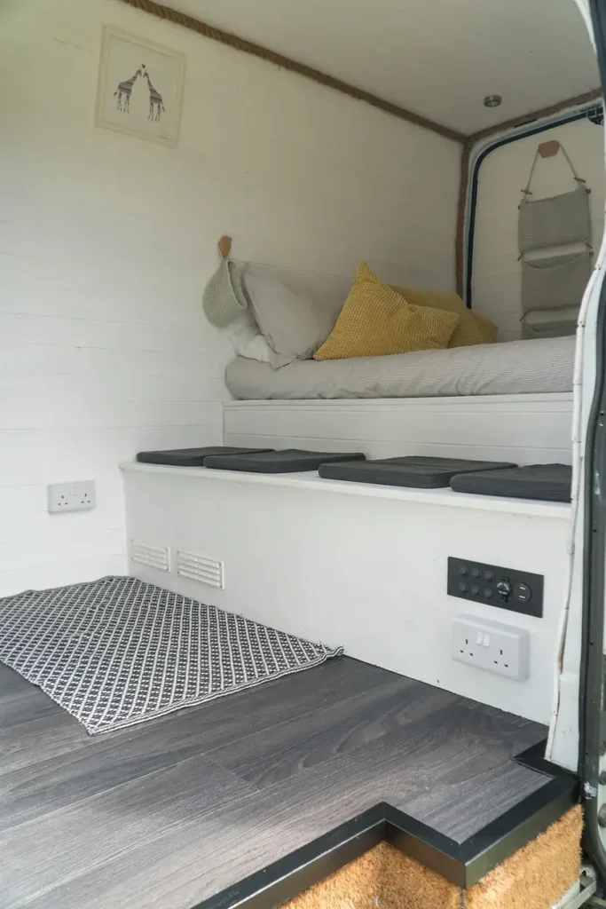 0553 Beautiful ford transit van 2013 beach hut camper smallhometours.com 2