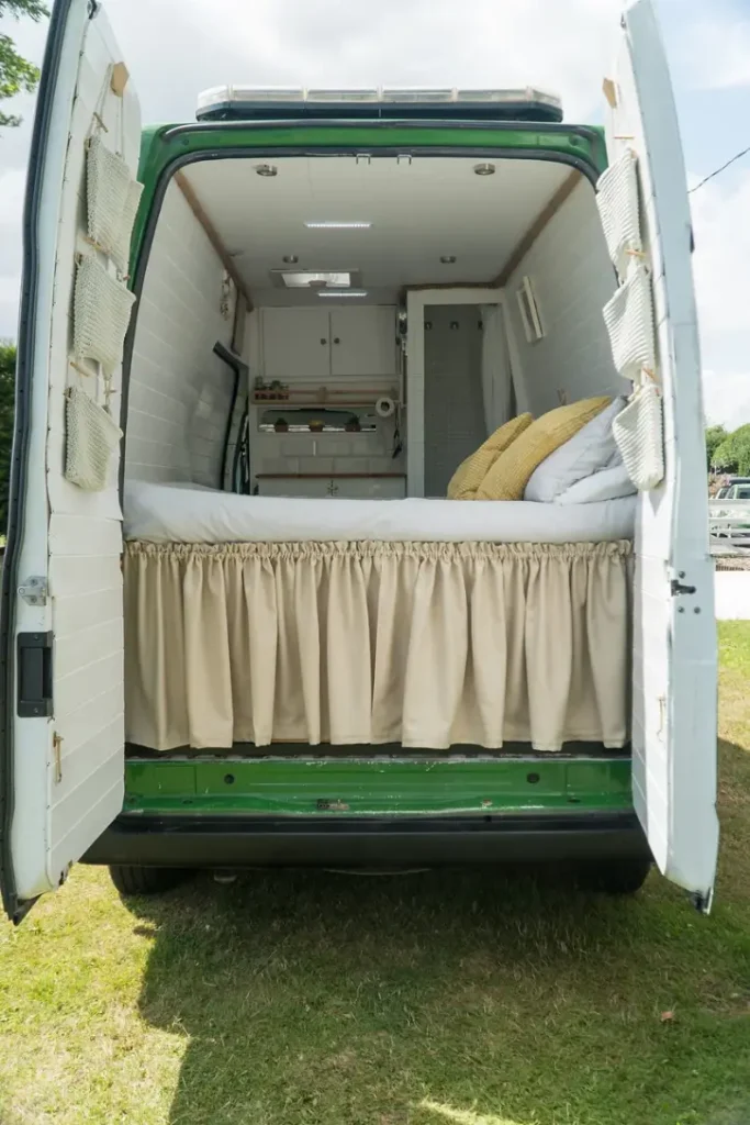 0553 Beautiful ford transit van 2013 beach hut camper smallhometours.com 6