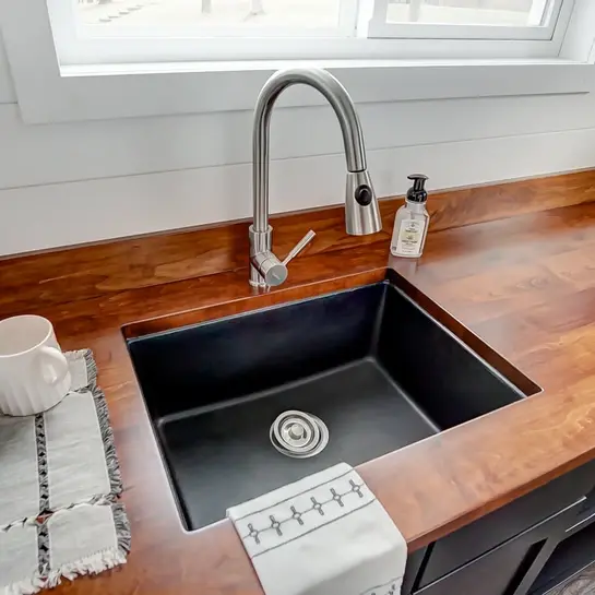 0579 20 ft tiny house built in benches w storage 72000 smallhometours.com 3