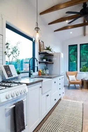 0589 Beautiful and affordable tiny home with full size walk in shower smallhometours.com 1
