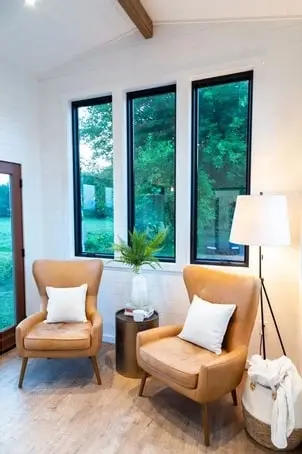0589 Beautiful and affordable tiny home with full size walk in shower smallhometours.com 13