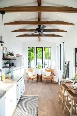 0589 Beautiful and affordable tiny home with full size walk in shower smallhometours.com 9