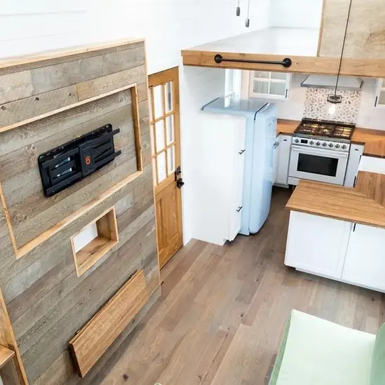 0593 Beautiful tiny house with removable pergola deck smallhometours.com 10