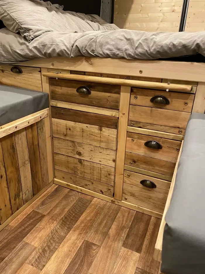 0594 This van was born out of a desire to maximise comfort in a small space smallhometours.com 5