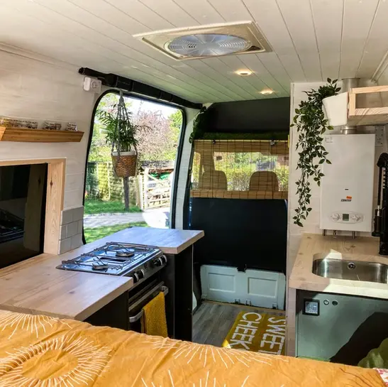 0596 Stunning 2020 luxury fully off grid motorhome conversion on a 2007 Mercedes sprinter smallhometours.com 5