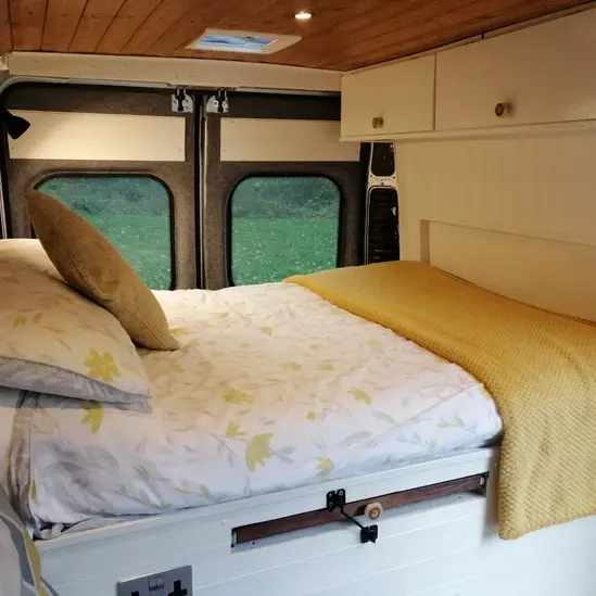 0600 Beautiful self sufficient Citroen relay Van conversion smallhometours.com 9