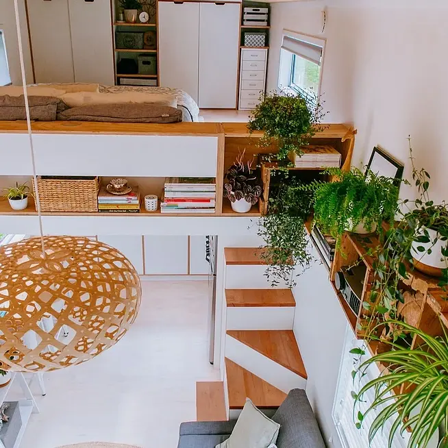 0611 Gorgeous tiny house on wheels with DIYer design smallhometours.com 14