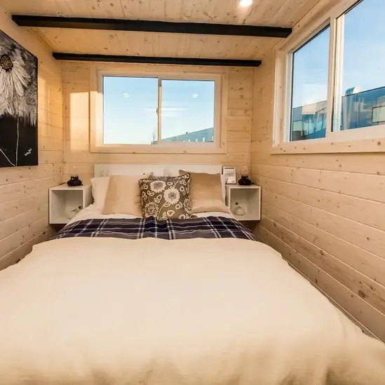 0613 Beautiful tiny house with a modern interior and a unique floor plan smallhometours.com 7