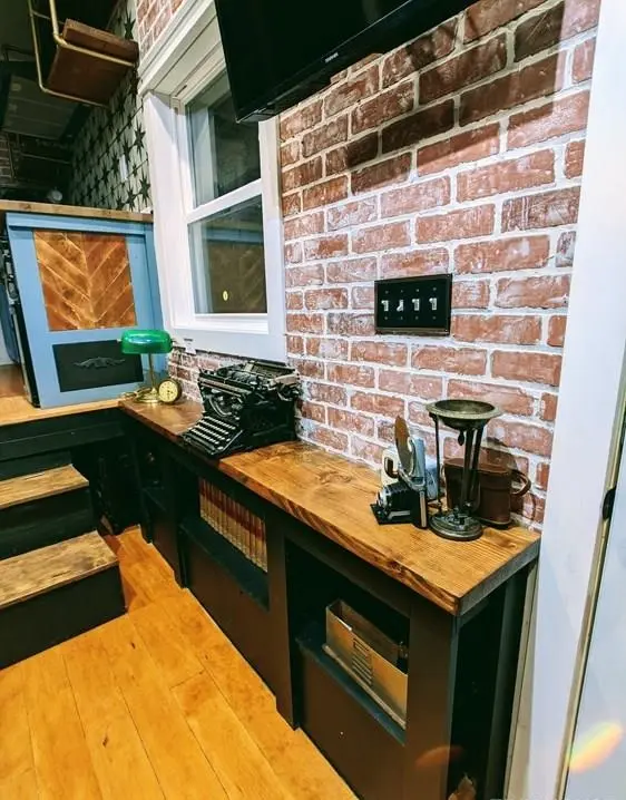 0619 Beautiful 331 sq ft tiny house on a trailer smallhometours.com 2