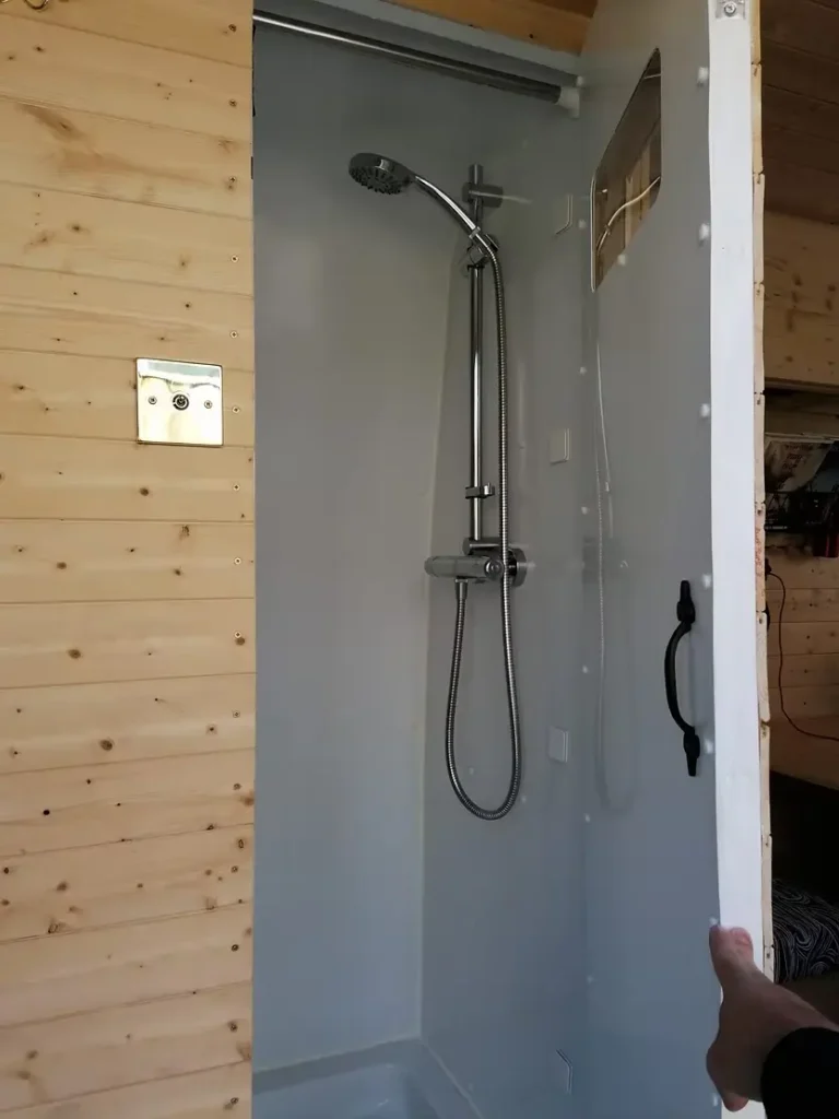 0620 Volkswagon crafter converted with storage in mind smallhometours.com 6