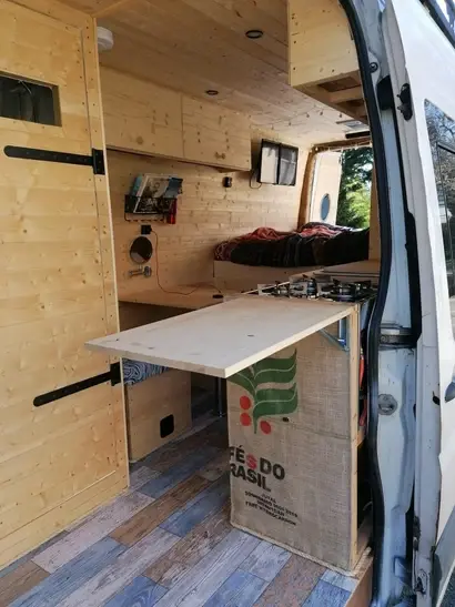 0620 Volkswagon crafter converted with storage in mind smallhometours.com 7