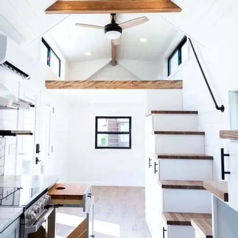 0621 Gorgeous 28ft tiny house with full size walk in shower smallhometours.com 3