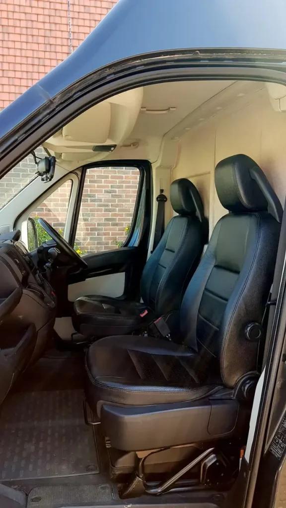 0626 Comfort in the wild Citroen relay van conversion smallhometours.com 9