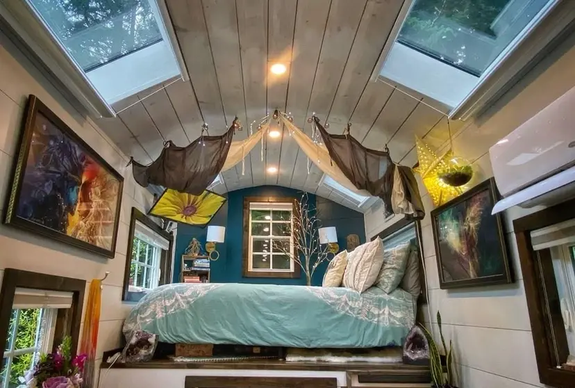 0627 At 28 feet long this tiny house has everything you need in an intelligent well designed space smallhometours 5