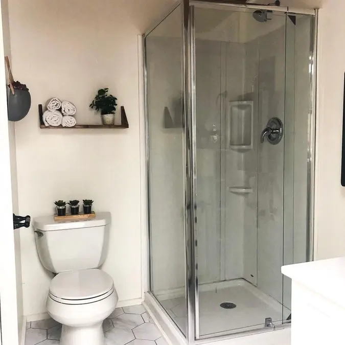 0631 28 Iron Eagle tiny house w sleeping space up to 4 smallhometours.com 8