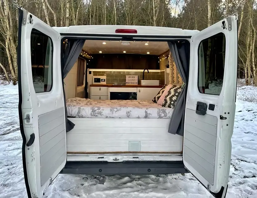 0634 Stunning high spec luxury camper for two with sustainable off grid footprint smallhometours.com 5