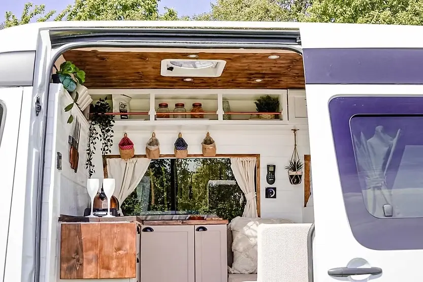 0666 Stunning Mercedes sprinter very light and airy space conversion smallhometours.com 5