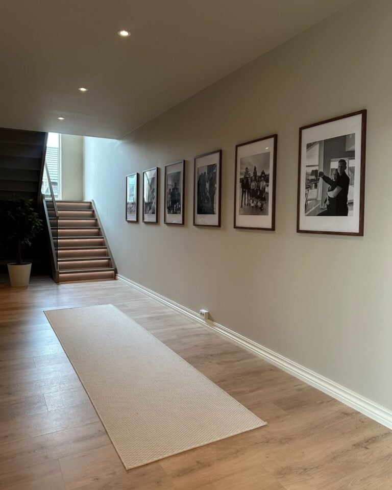 Photo Wall Ideas smallhometours.com 5