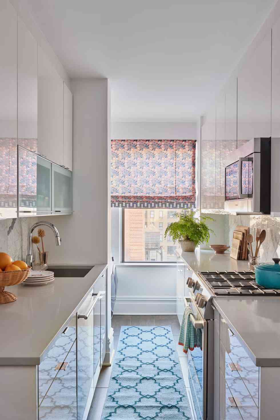 55 Creative Small Kitchen Ideas That Make Tiny Spaces Feel Huge - Small ...