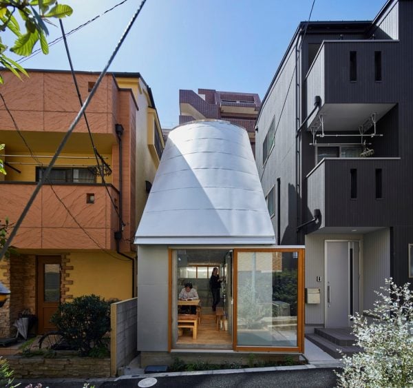 Love2House – by Takeshi Hosaka 