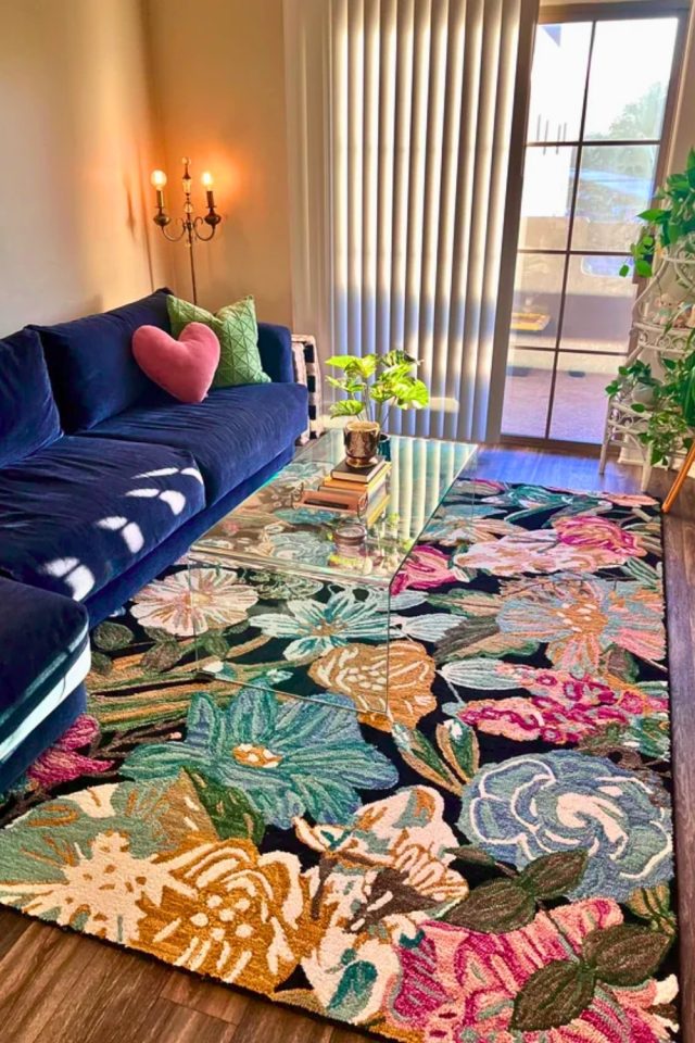 16 Girly Living Room Ideas for Small Spaces for Apartments That Feels Like a Hug smallhometours 16