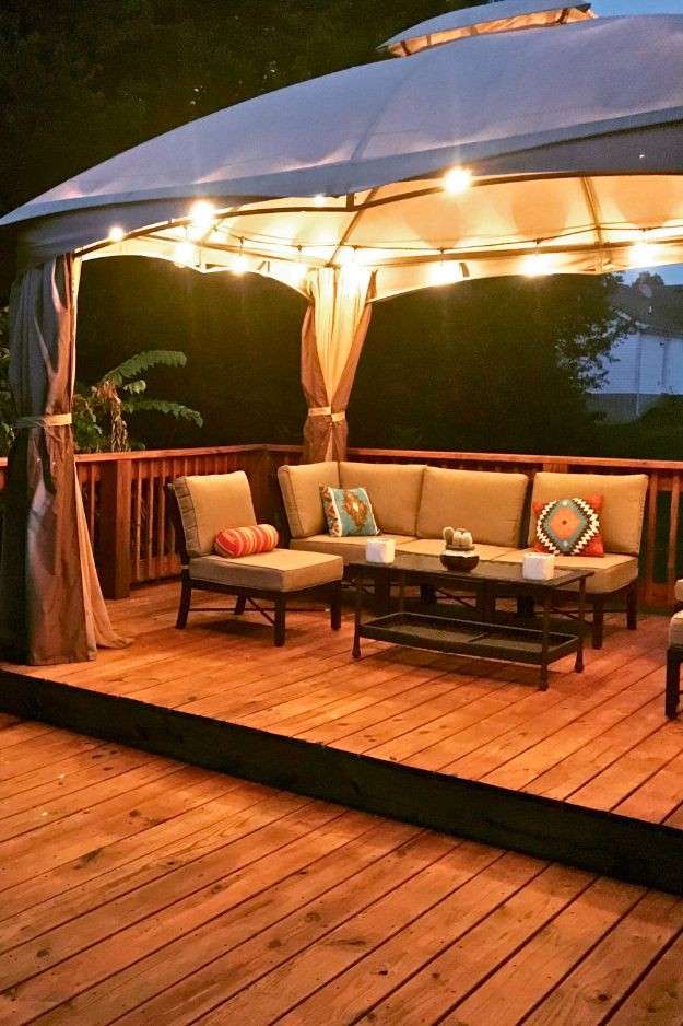 18 Cozy Small Backyard Deck Ideas Made For Slowing Down and Stay a While smallhometours.com 14 1