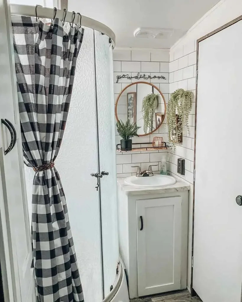 21 Beautiful Small Camper Bathroom Remodel Ideas to Inspire Your Space smallhometours.com 11